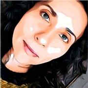 Docente especializada en impartir clases online para estudiantes de todas las edades